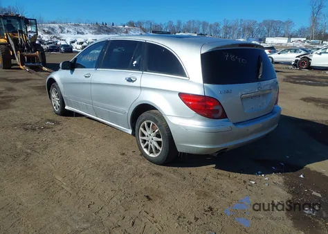 2007 Mercedes-Benz R 350 4Matic z USA, uszkodzony, nr VIN 4JGCB65E27A039803